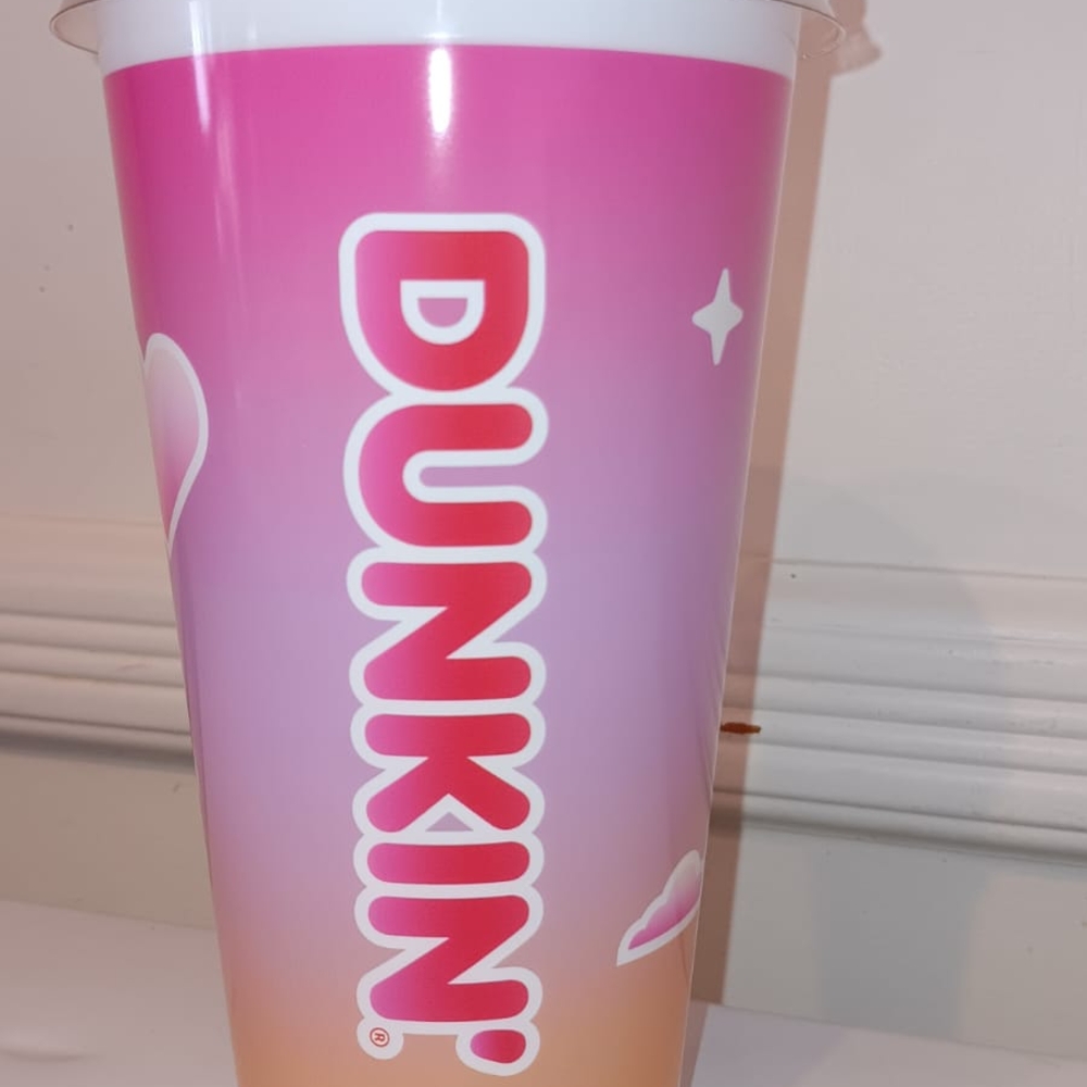 Dunkin Sabrina Carpinter Reusabel Cup